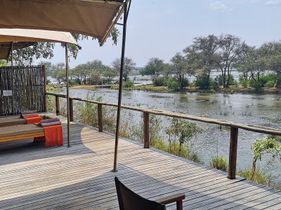 Anabezi Camp