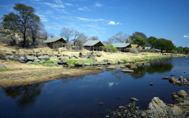 Ruaha River Lodge